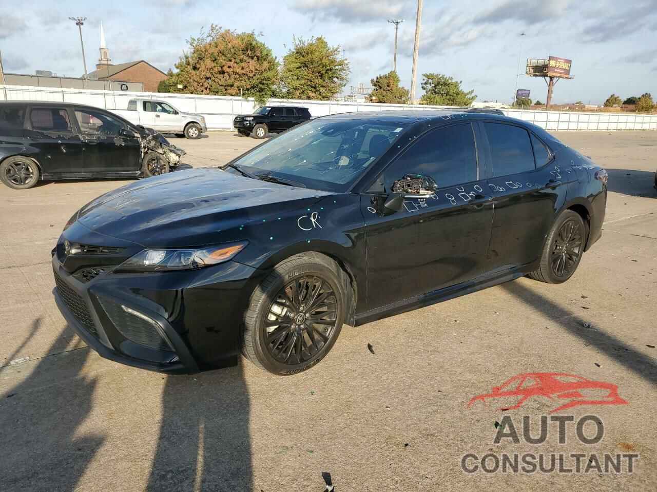 TOYOTA CAMRY 2022 - 4T1G11AK9NU024214