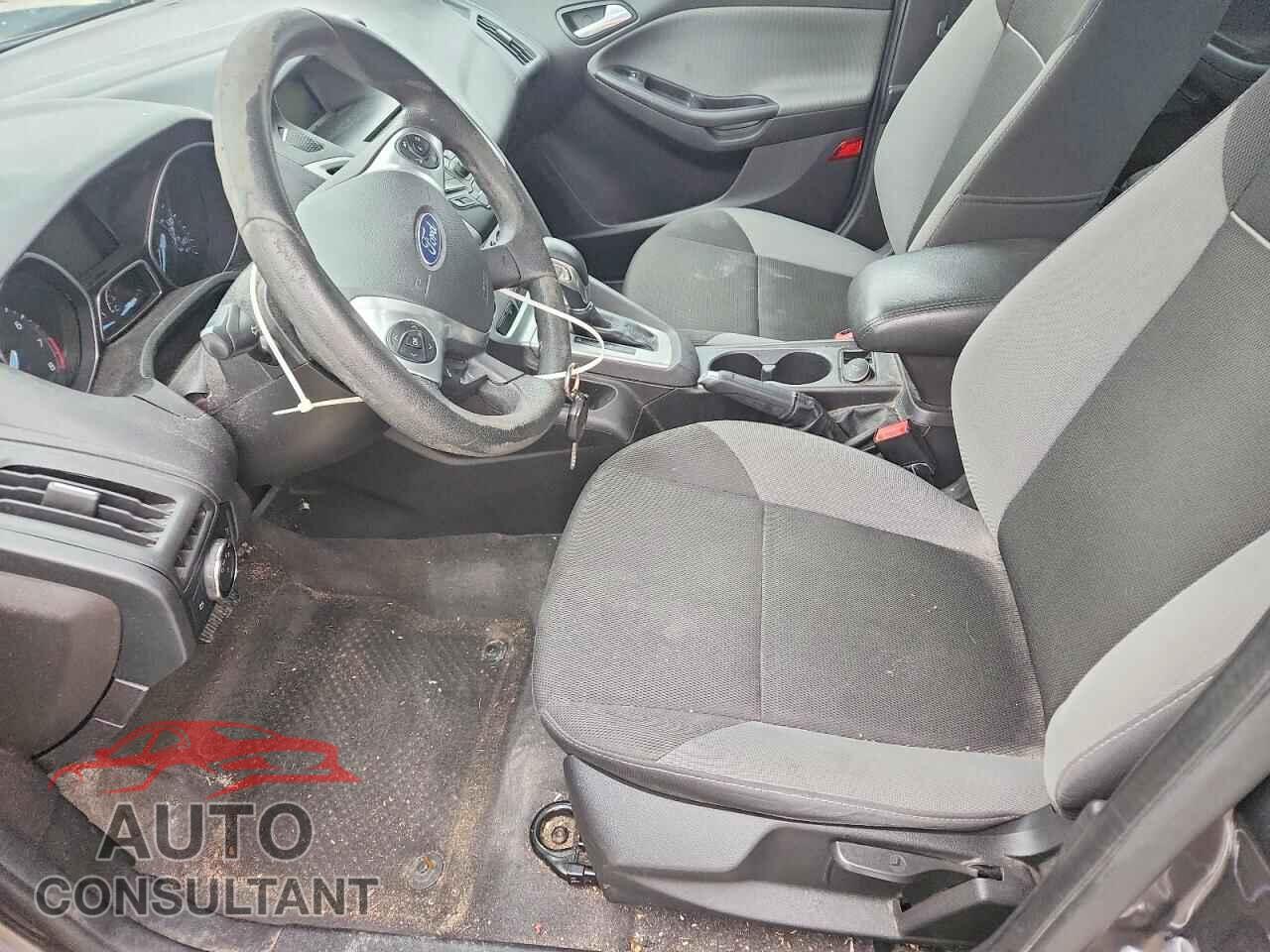 FORD FOCUS 2014 - 1FADP3F27EL320385