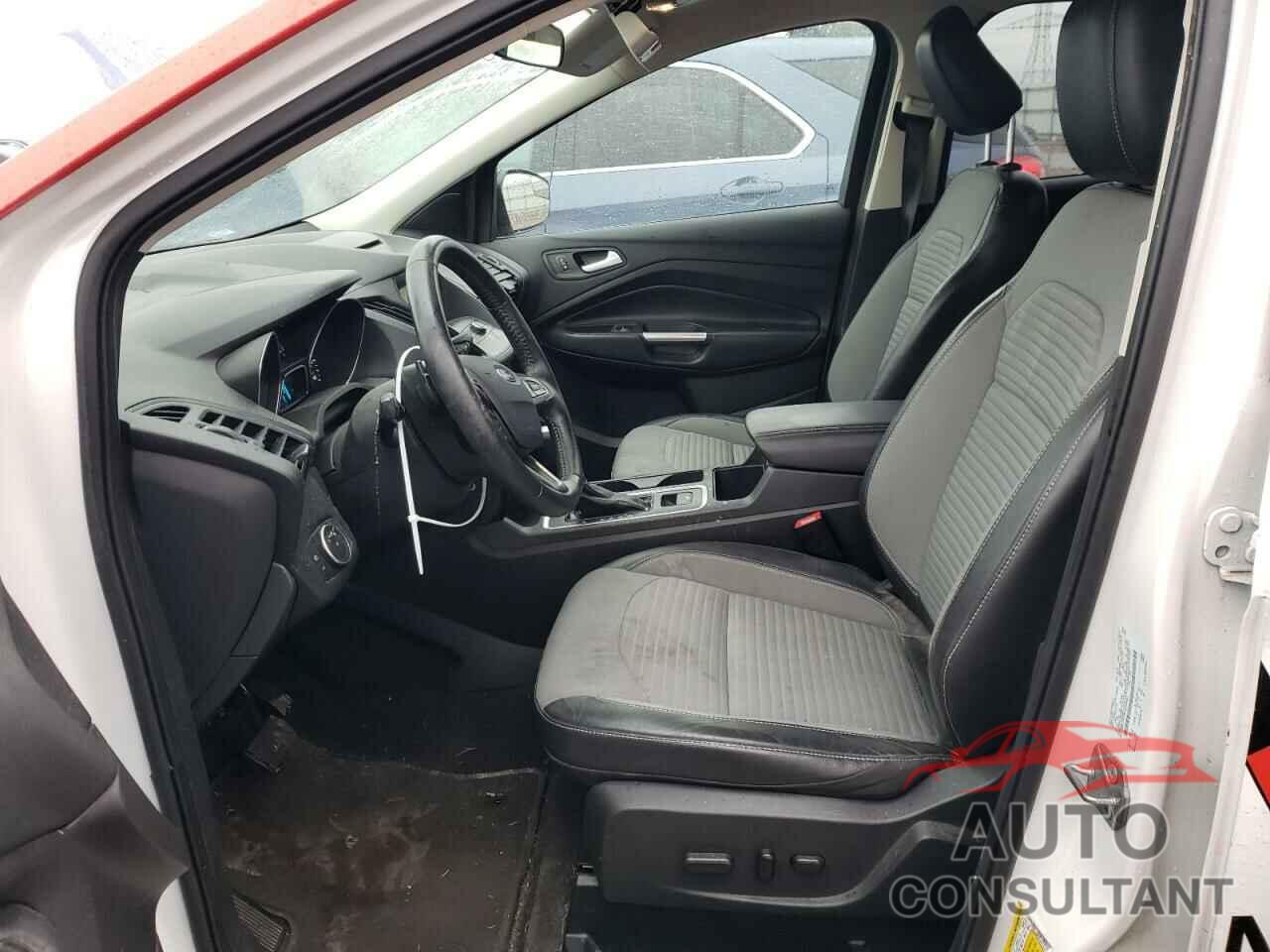 FORD ESCAPE 2018 - 1FMCU9GD8JUD35687