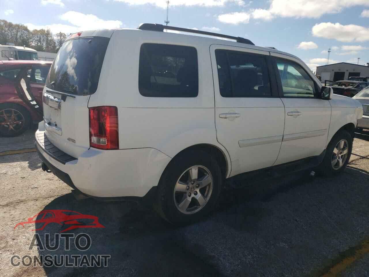 HONDA PILOT 2011 - 5FNYF4H52BB042022