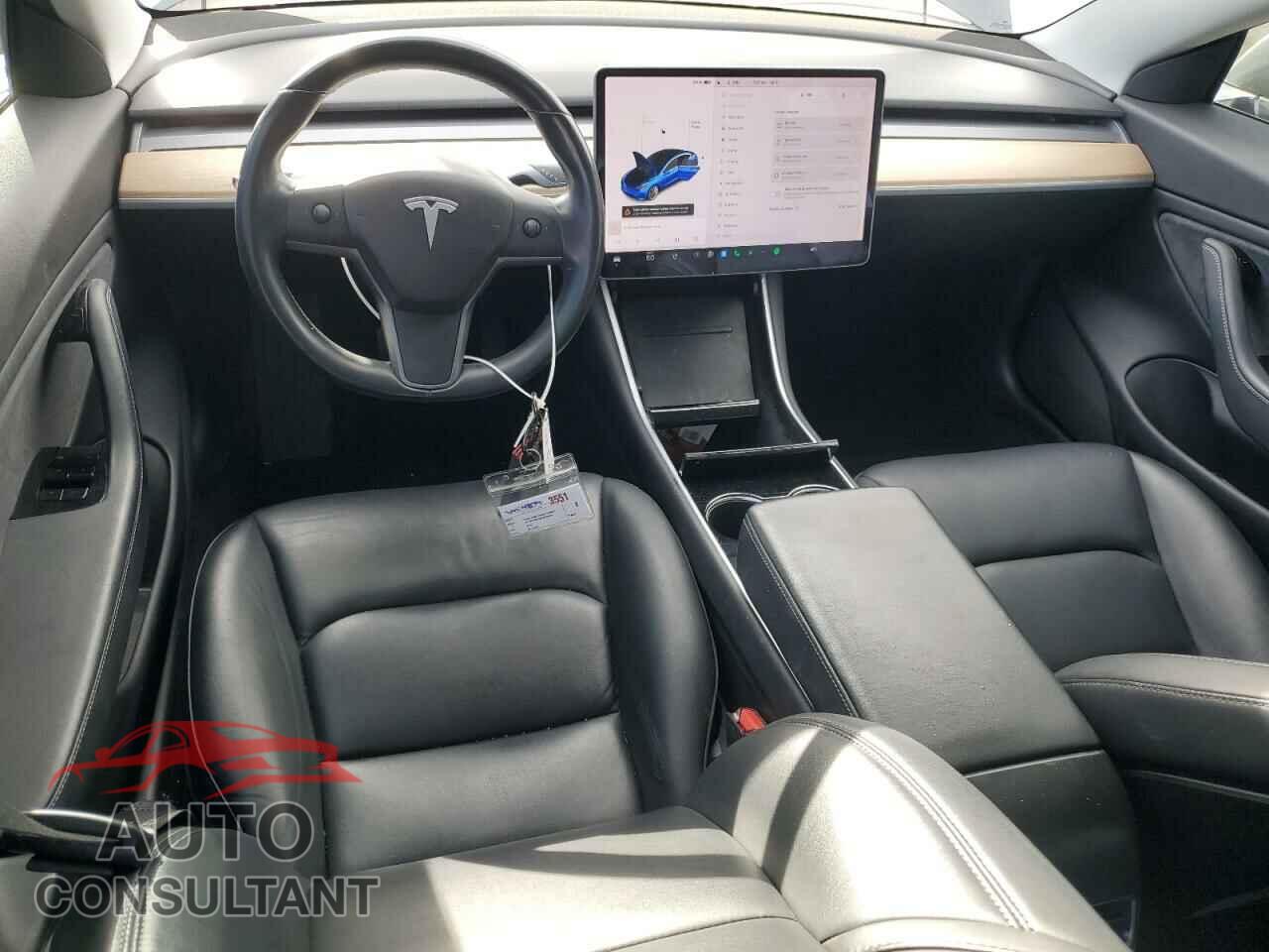 TESLA MODEL 3 2018 - 5YJ3E1EA4JF154879