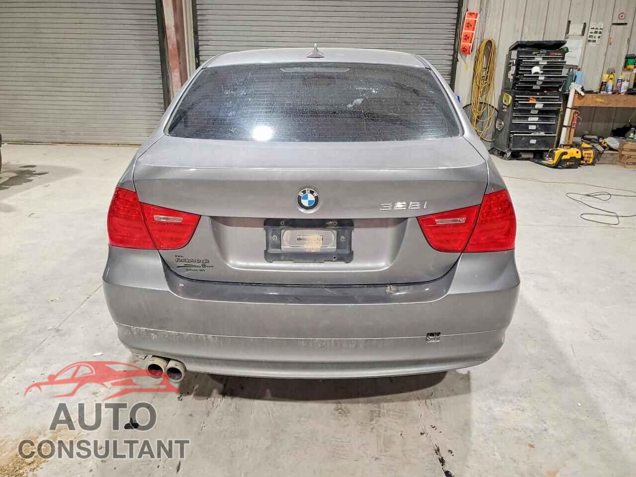 BMW 3 SERIES 2011 - WBAPH7C50BE679634