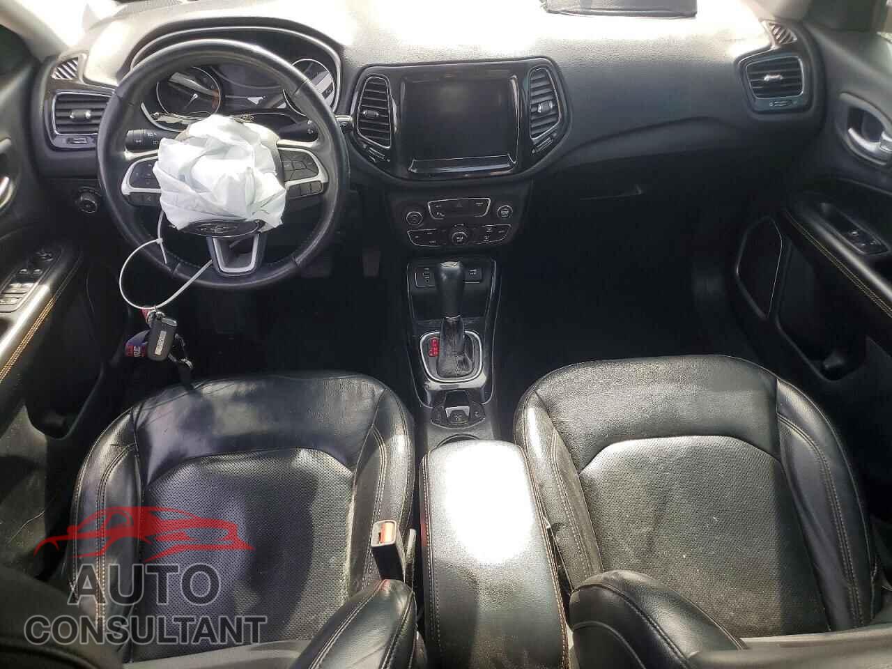 JEEP COMPASS 2018 - 3C4NJCCB9JT308919