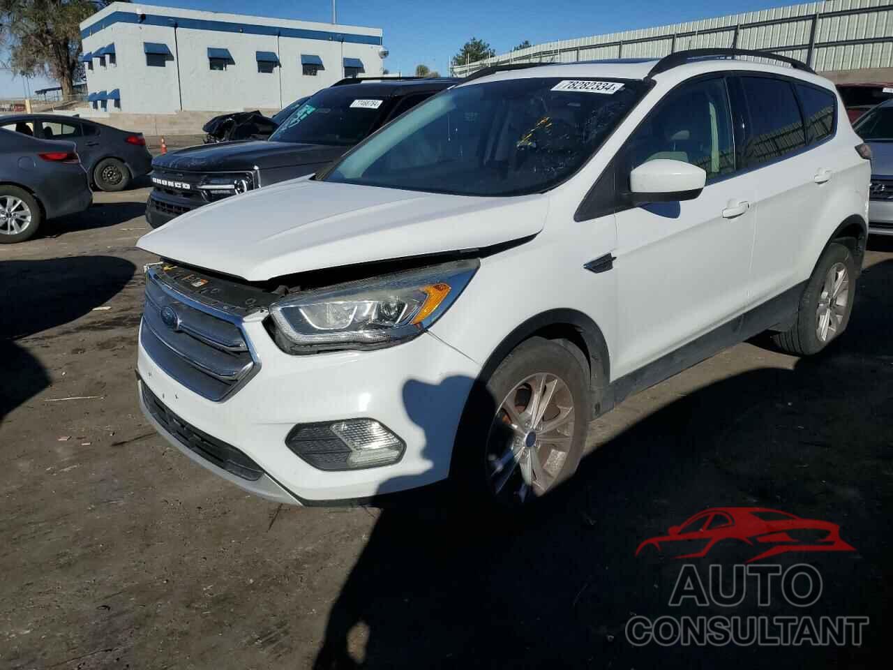 FORD ESCAPE 2017 - 1FMCU9G93HUA25744