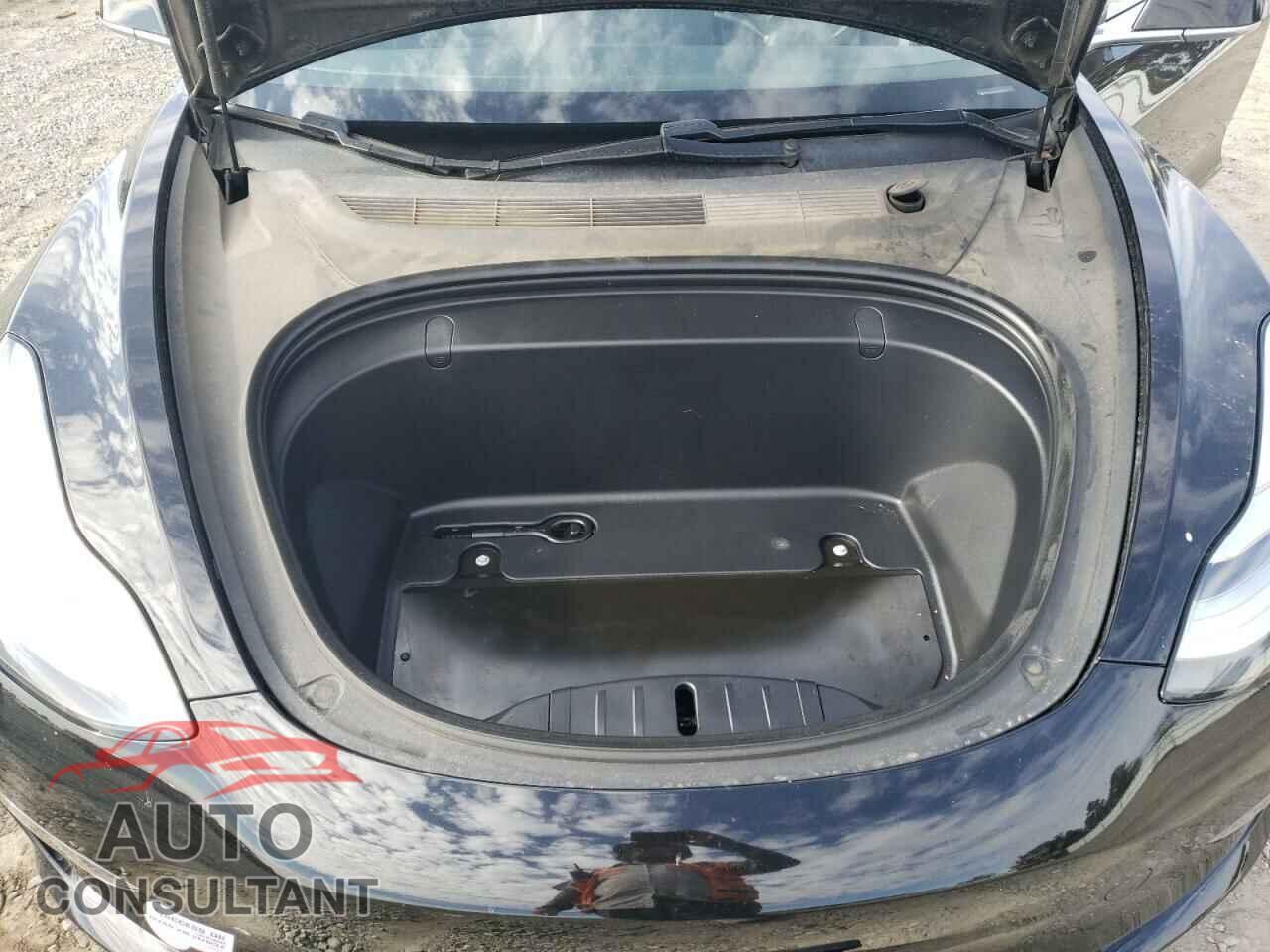 TESLA MODEL 3 2018 - 5YJ3E1EA9JF172133
