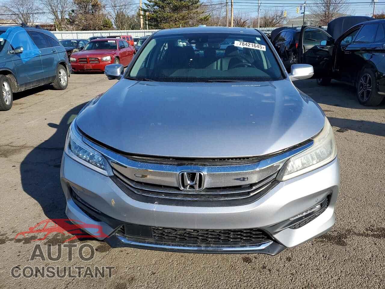 HONDA ACCORD 2017 - 1HGCR3F92HA042364