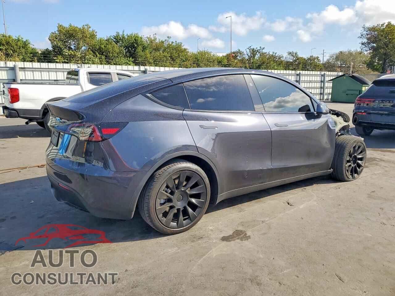 TESLA MODEL Y 2024 - 7SAYGDED5RA305963