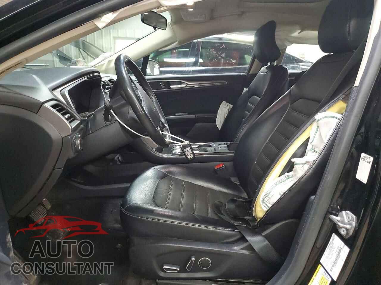 FORD FUSION 2017 - 3FA6P0LU4HR324669