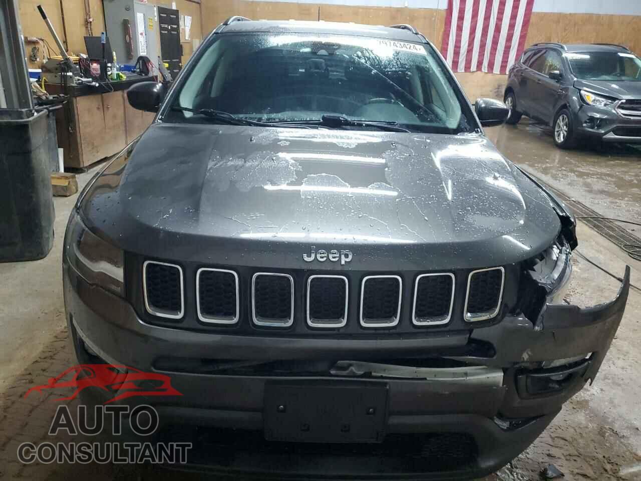 JEEP COMPASS 2018 - 3C4NJDBB2JT393495