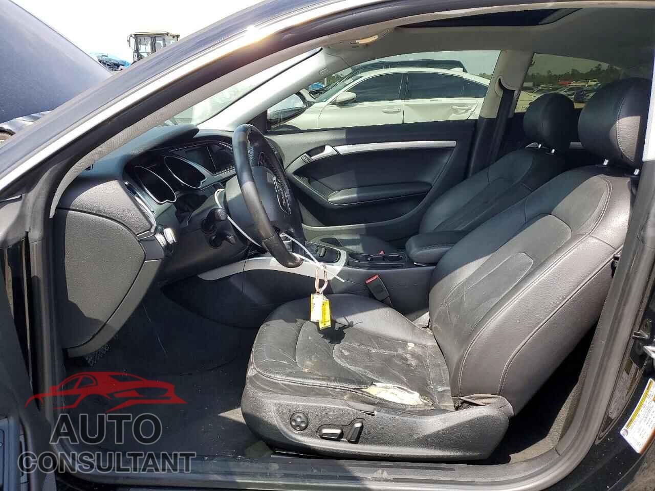 AUDI A5 2012 - WAUCFAFR4CA045400