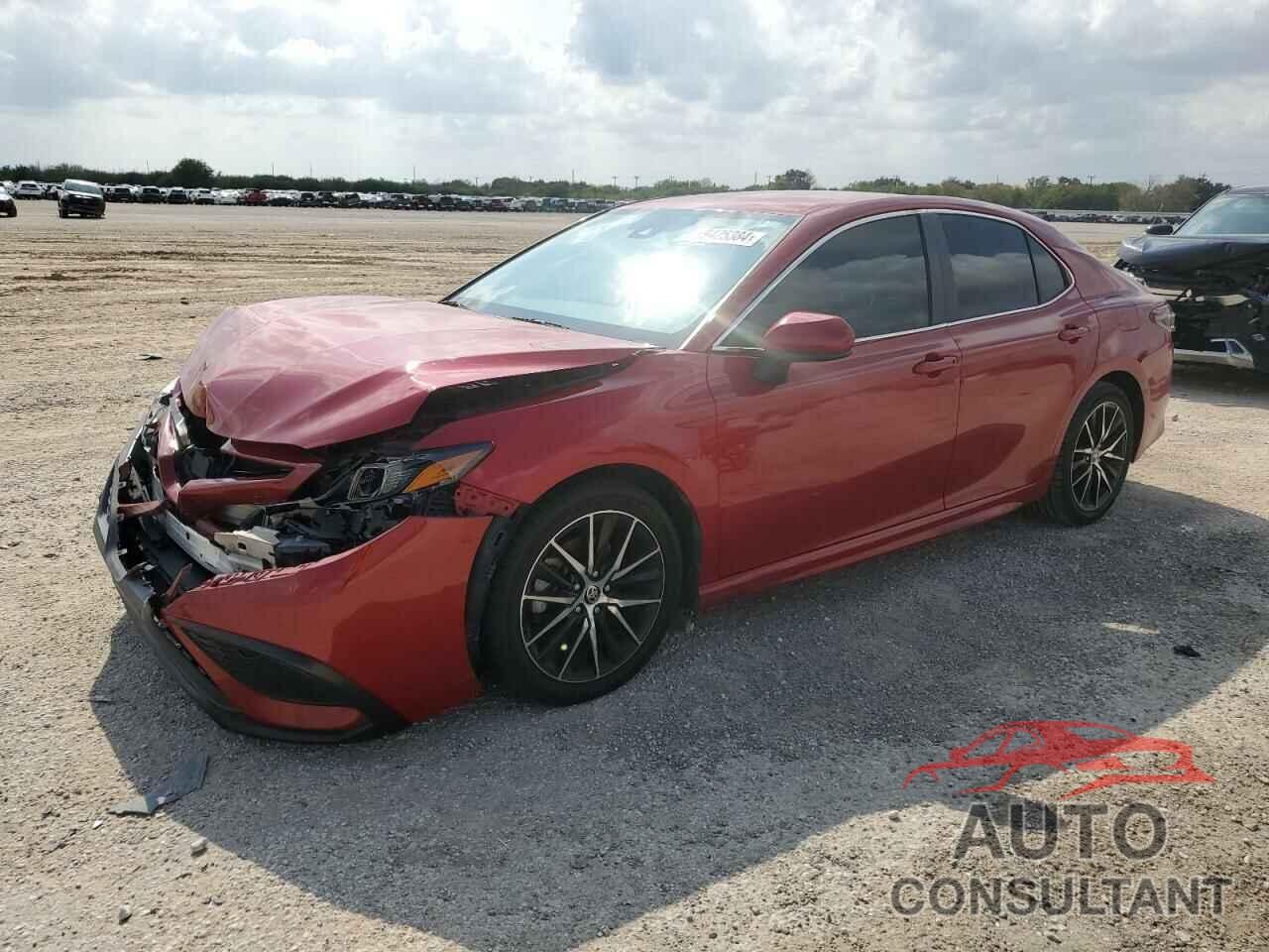 TOYOTA CAMRY 2021 - 4T1G11AKXMU407075