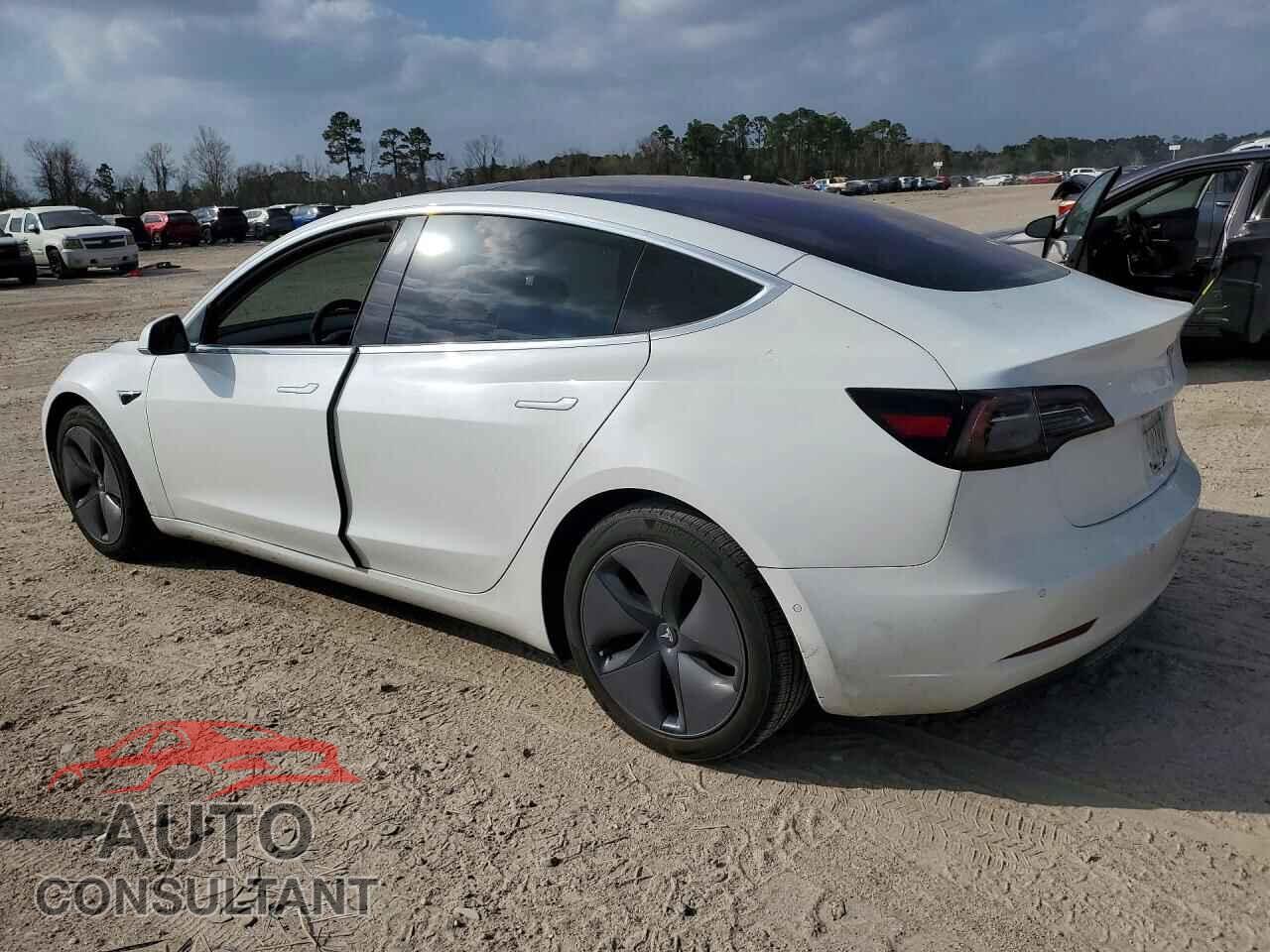 TESLA MODEL 3 2018 - 5YJ3E1EA6JF045033