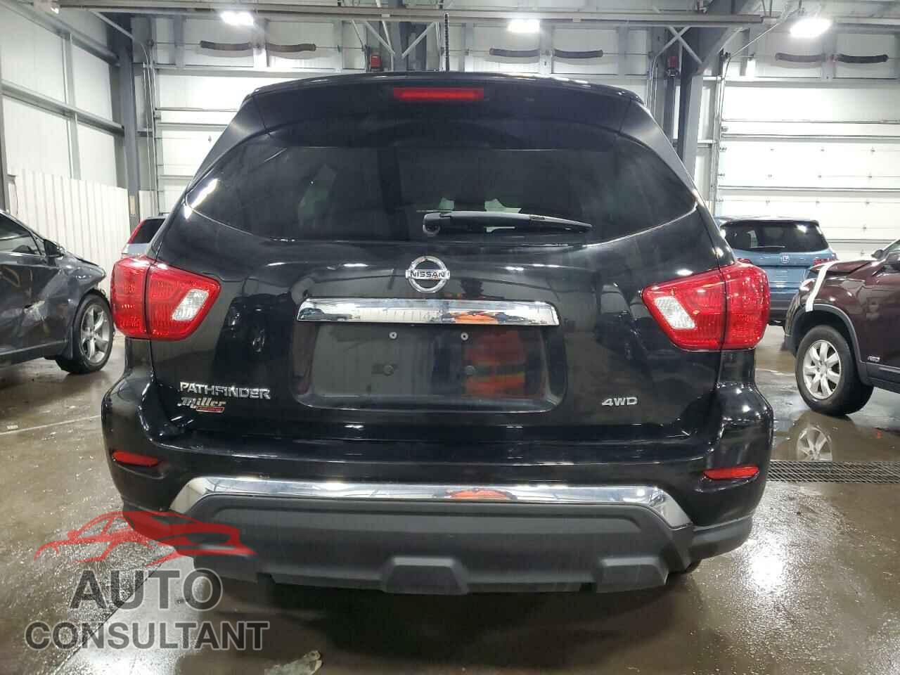 NISSAN PATHFINDER 2017 - 5N1DR2MM0HC623009
