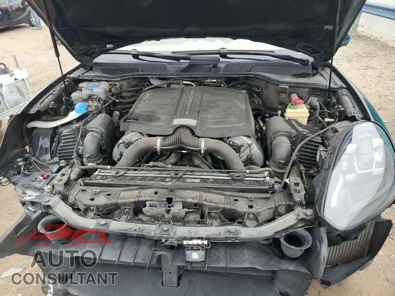 PORSCHE CAYENNE 2017 - WP1AB2A26HLA52820