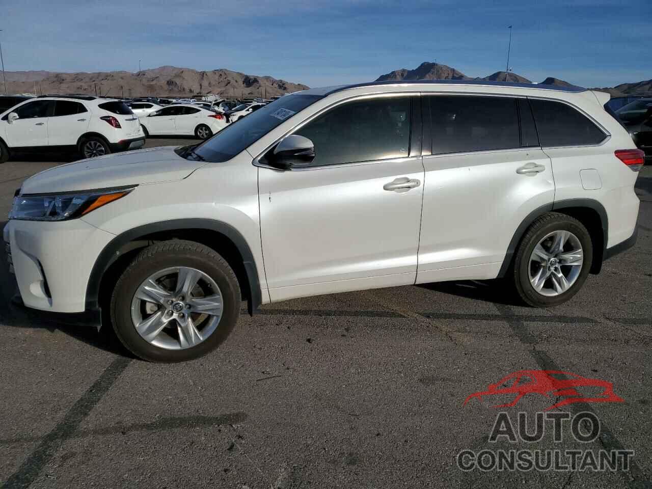 TOYOTA HIGHLANDER 2018 - 5TDDZRFH6JS824320