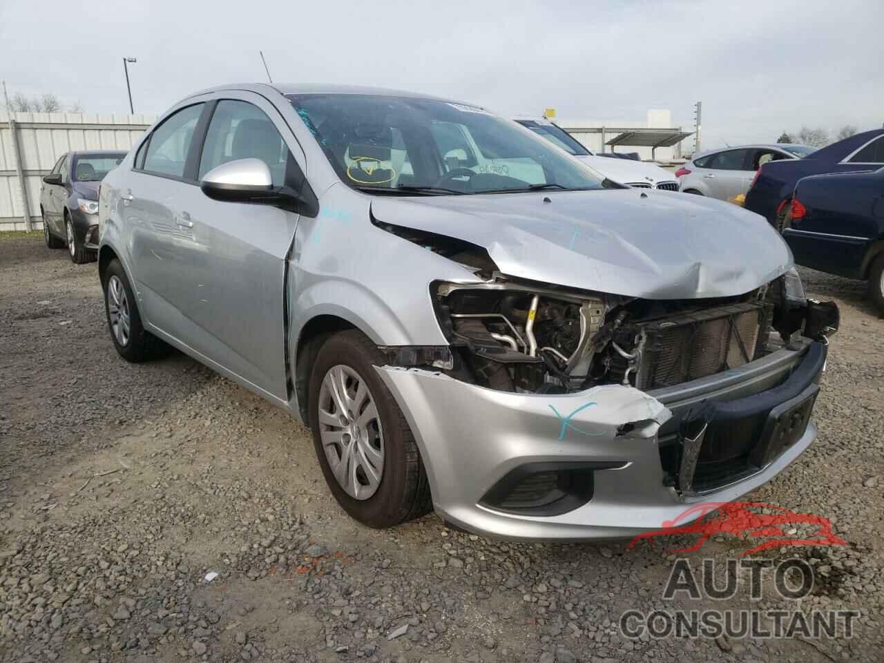 CHEVROLET SONIC 2017 - 1G1JB5SG5H4112554
