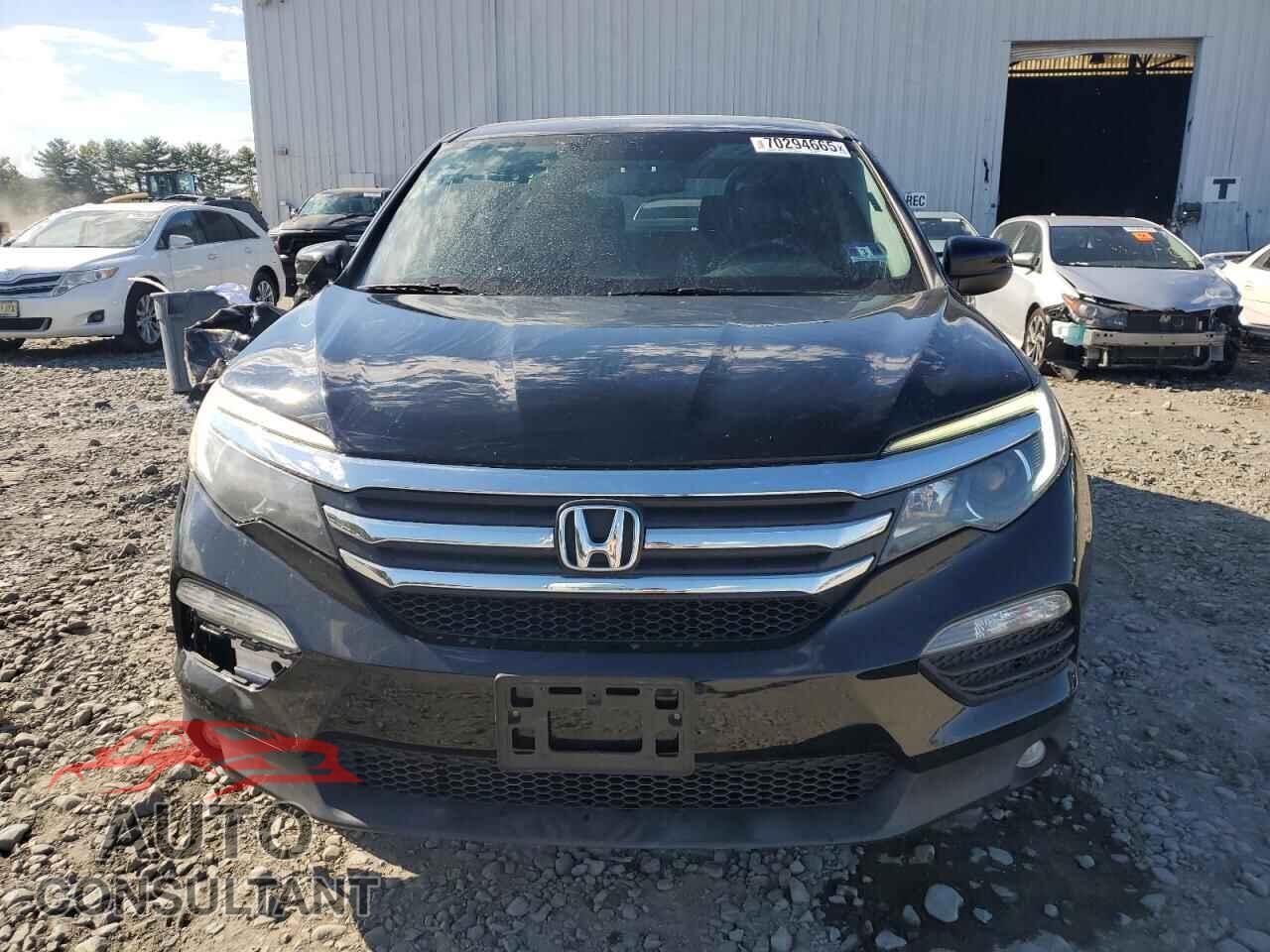 HONDA PILOT 2017 - 5FNYF6H76HB028503