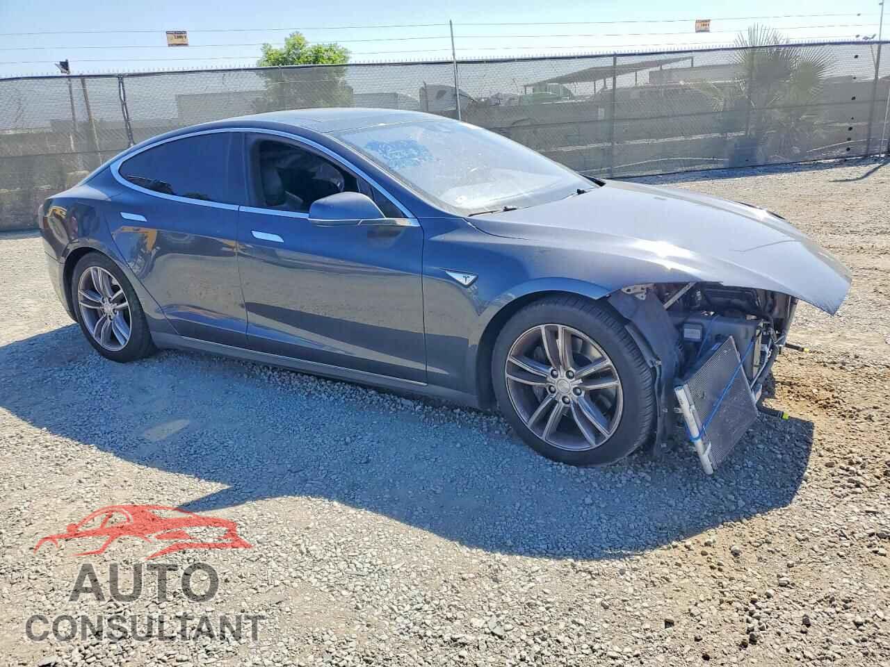 TESLA MODEL S 2016 - 5YJSA1E27GF130004