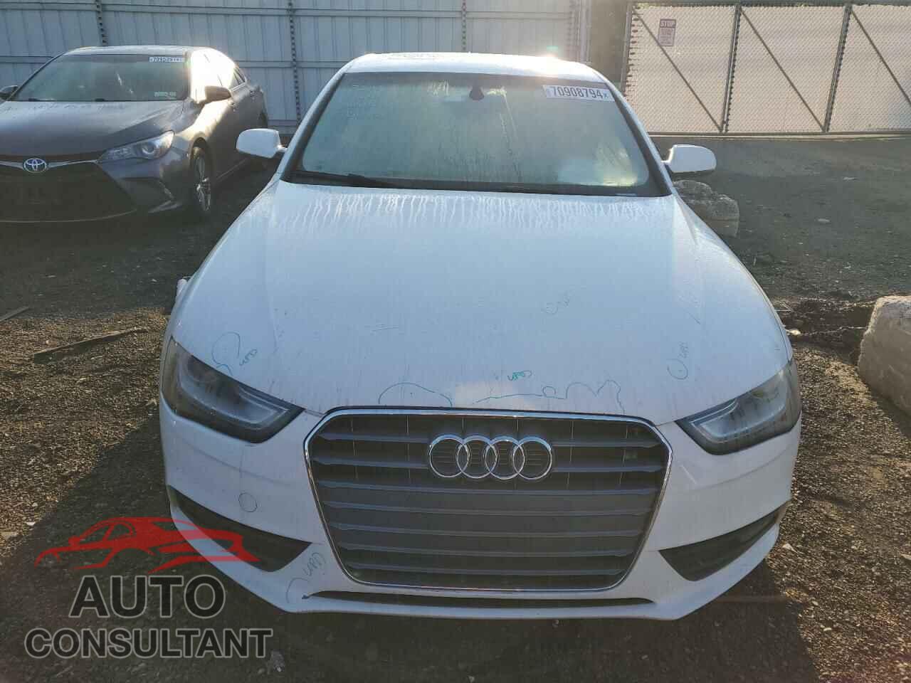 AUDI A4 2013 - WAUFFAFL7DN051243