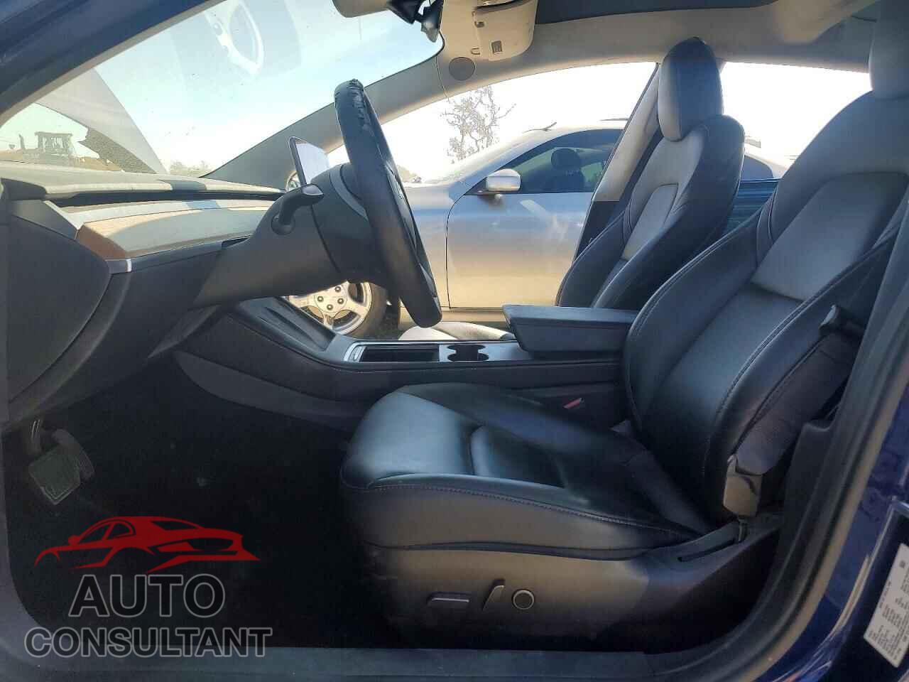 TESLA MODEL 3 2022 - 5YJ3E1EA2NF375404