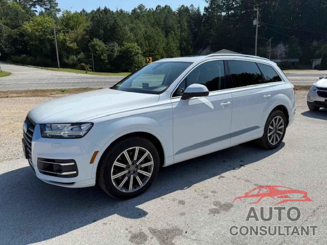 AUDI Q7 2018 - WA1VAAF77JD020554