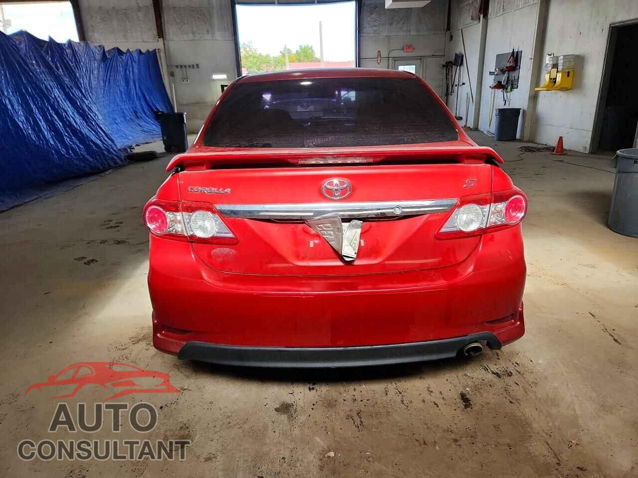 TOYOTA COROLLA 2013 - 2T1BU4EE0DC038932