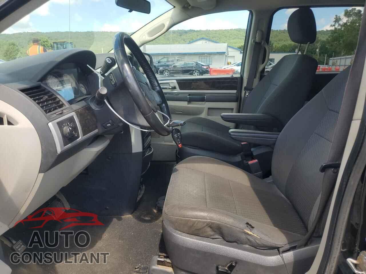 DODGE CARAVAN 2010 - 2D4RN5D13AR146895