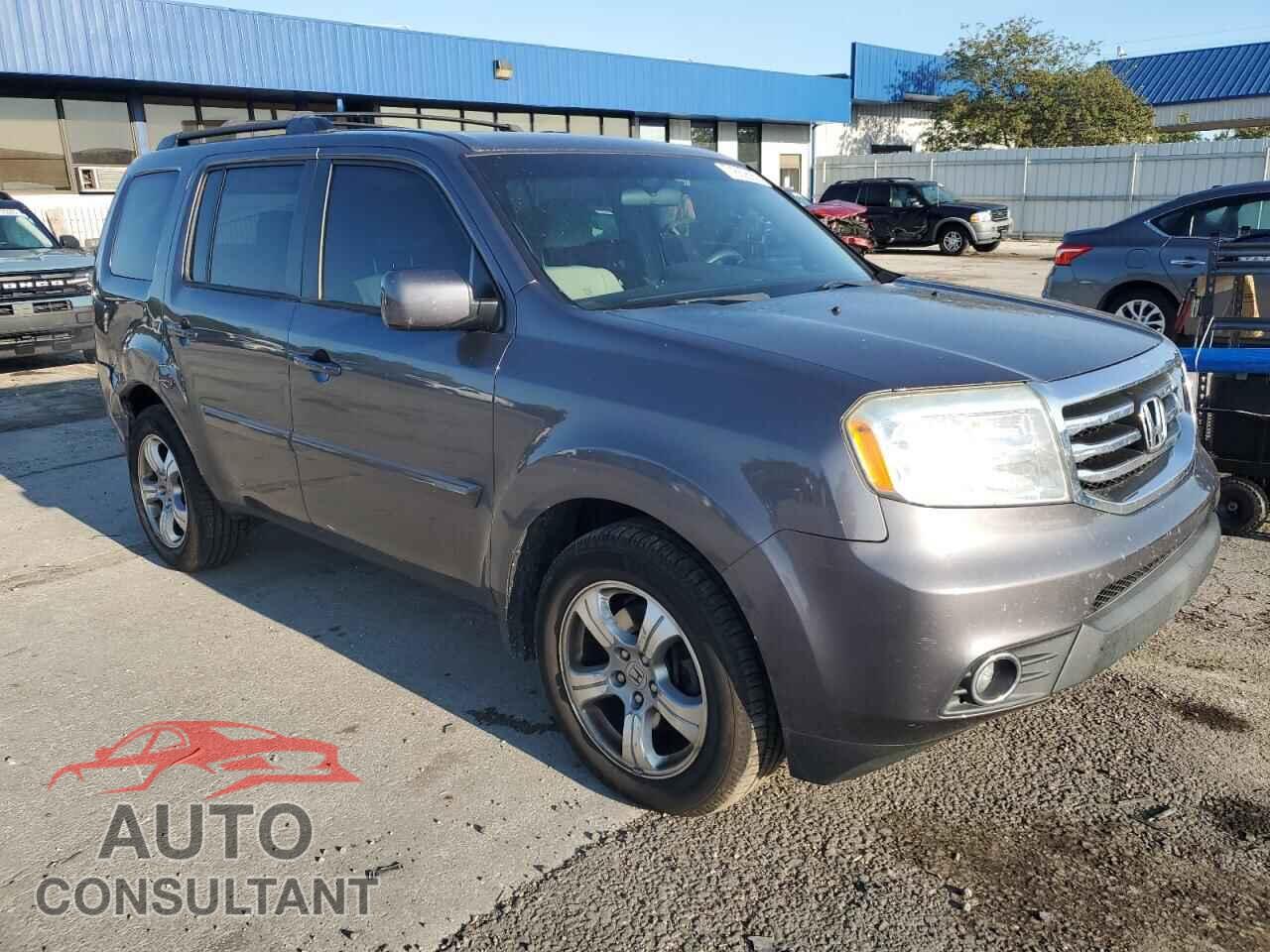 HONDA PILOT 2015 - 5FNYF4H47FB054809
