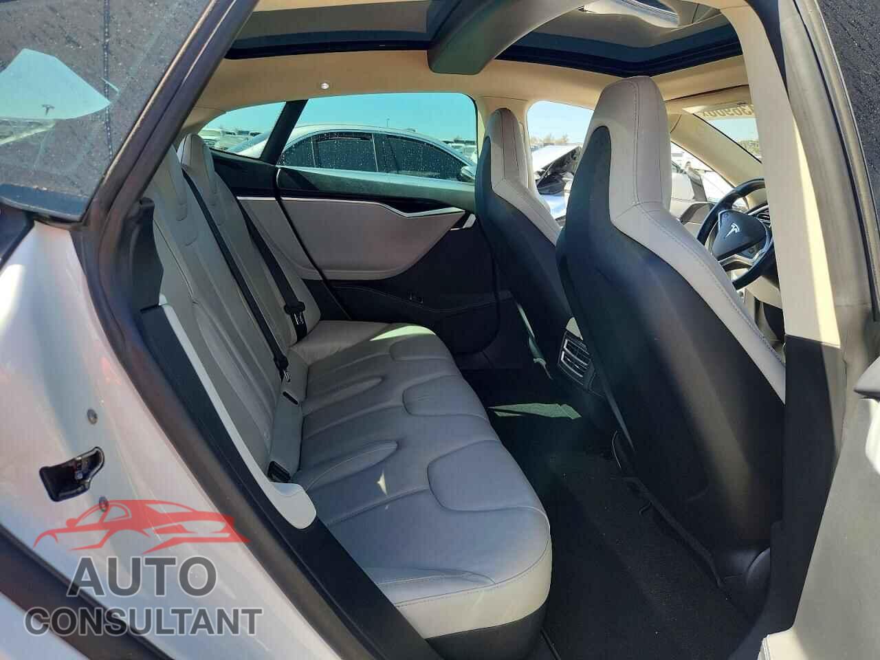 TESLA MODEL S 2014 - 5YJSA1S11EFP47911