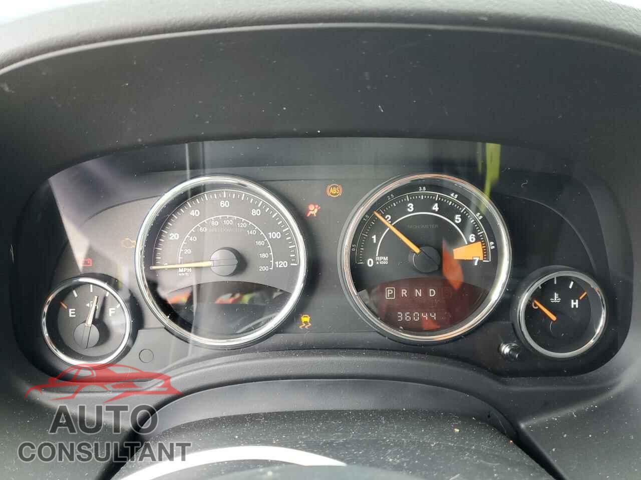 JEEP COMPASS 2017 - 1C4NJCEB8HD185370