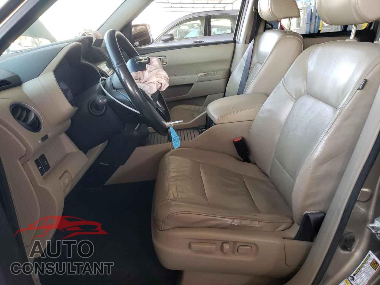 HONDA PILOT 2011 - 5FNYF4H91BB072017