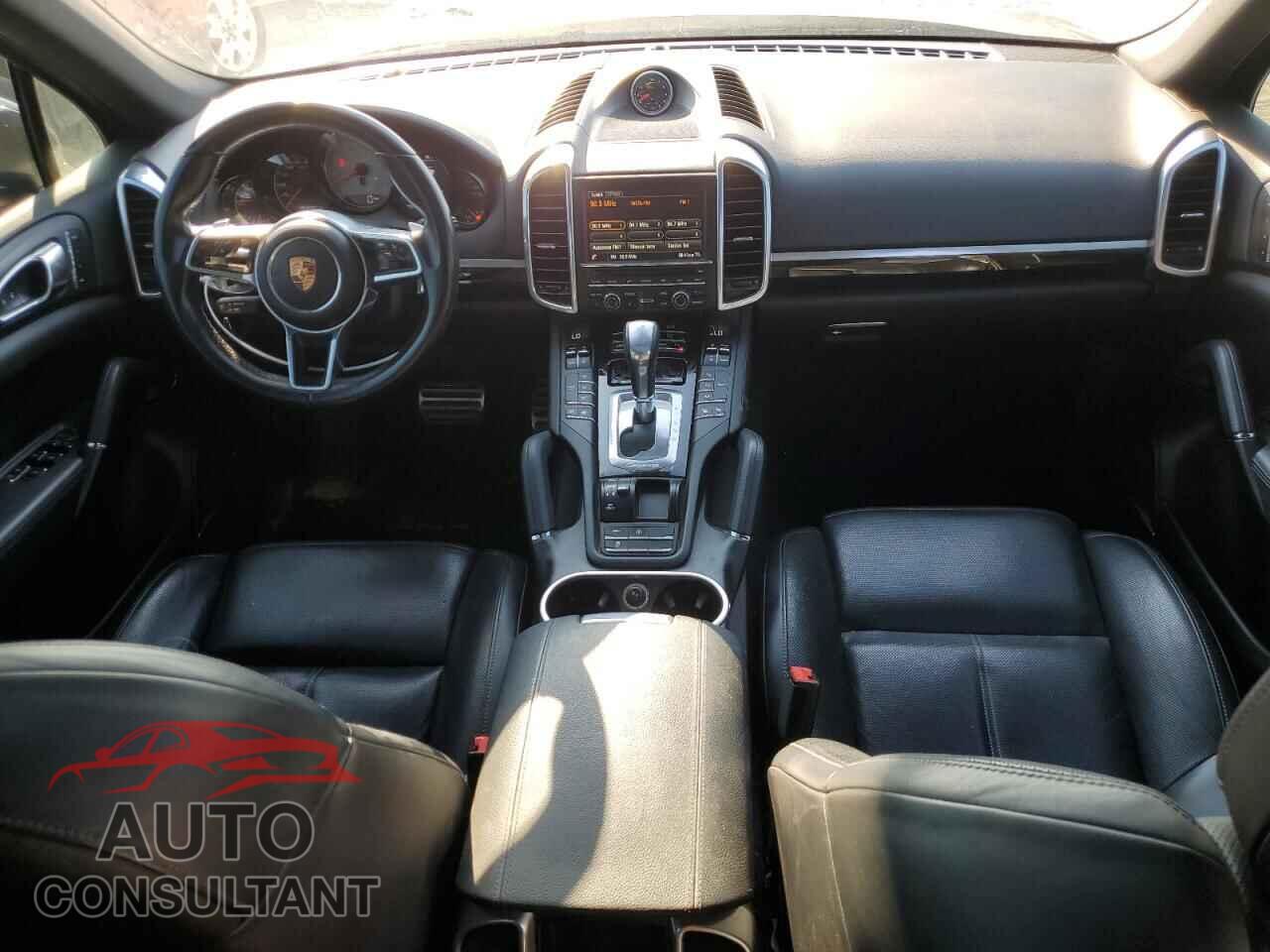 PORSCHE CAYENNE 2015 - WP1AB2A21FLA56920
