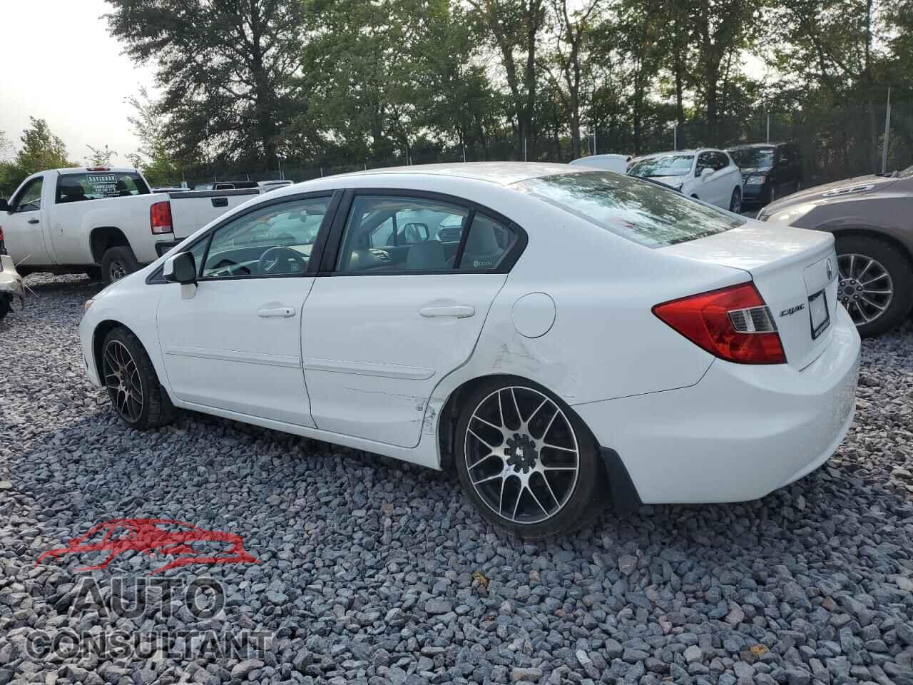 HONDA CIVIC 2012 - 19XFB2F80CE004395