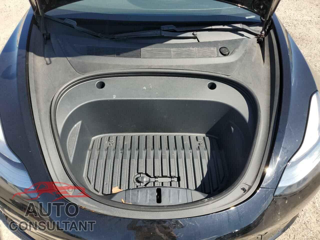 TESLA MODEL 3 2021 - 5YJ3E1EA4MF860447