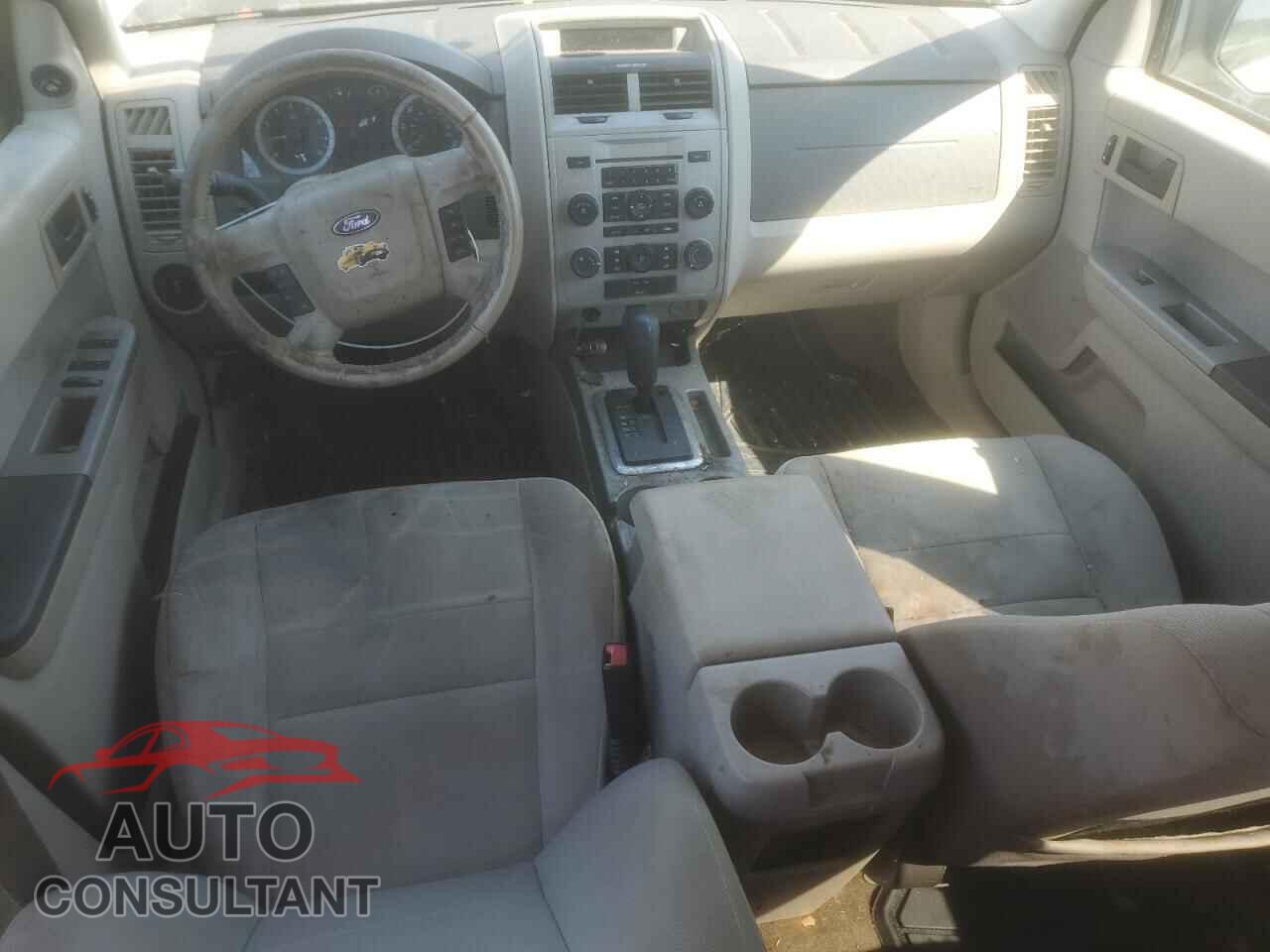 FORD ESCAPE 2010 - 1FMCU9D77AKC90980