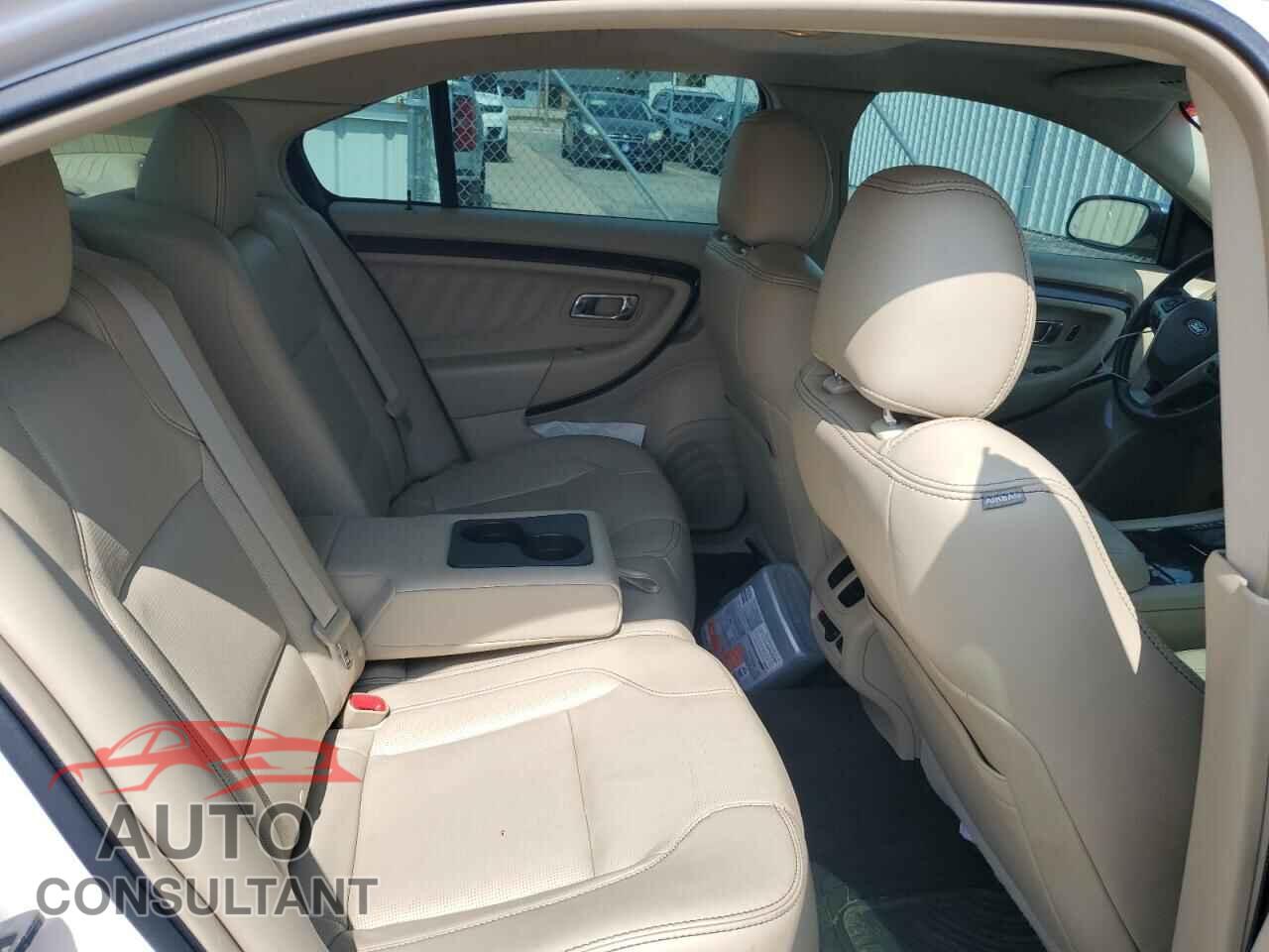 FORD TAURUS 2013 - 1FAHP2J82DG118424