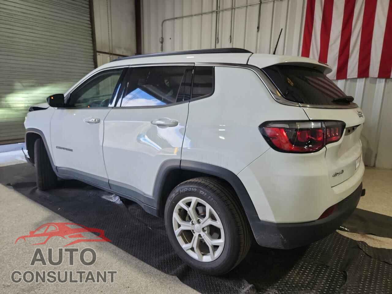 JEEP COMPASS 2024 - 3C4NJDBN8RT110359
