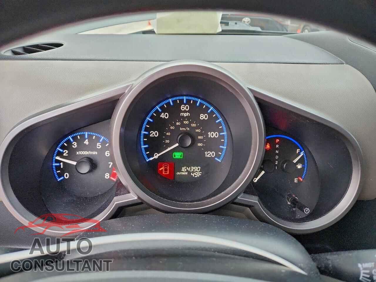 HONDA ELEMENT 2011 - 5J6YH2H72BL001509