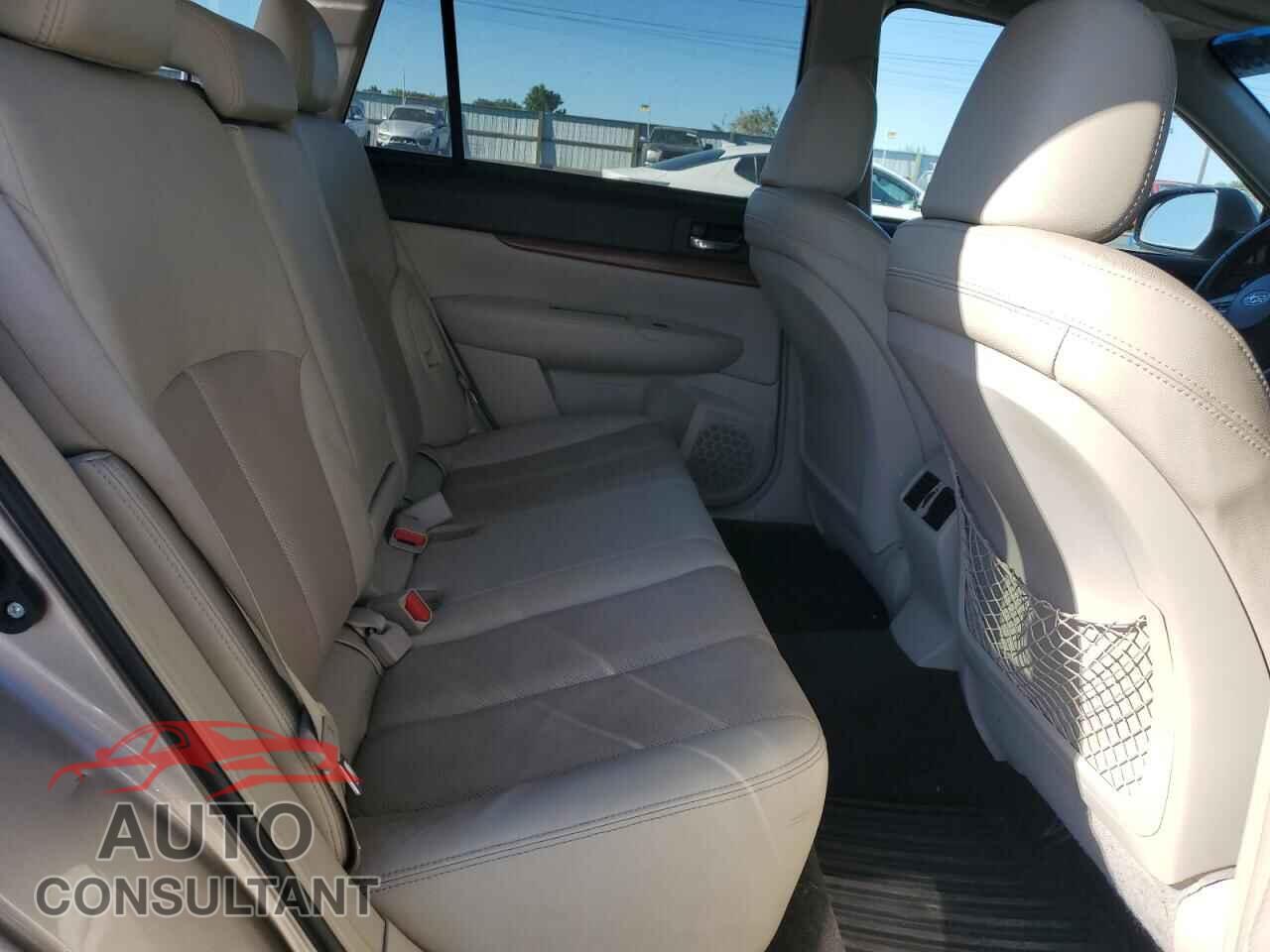 SUBARU OUTBACK 2014 - 4S4BRBLC4E3284198