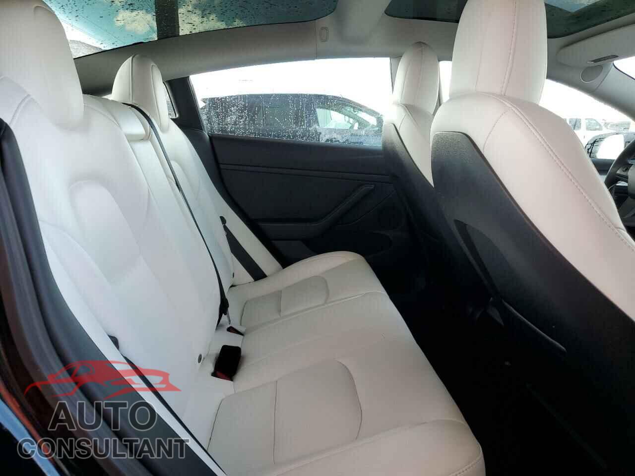 TESLA MODEL 3 2021 - 5YJ3E1EA1MF963602