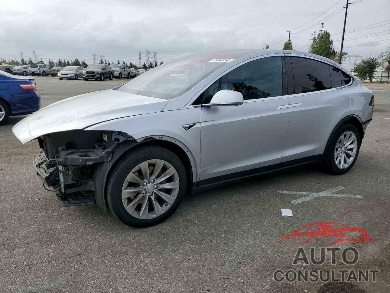 TESLA MODEL X 2017 - 5YJXCDE22HF068322