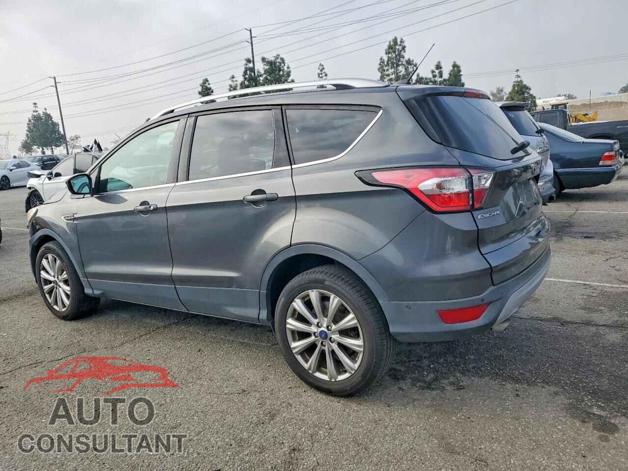 FORD ESCAPE 2017 - 1FMCU0J92HUE48108