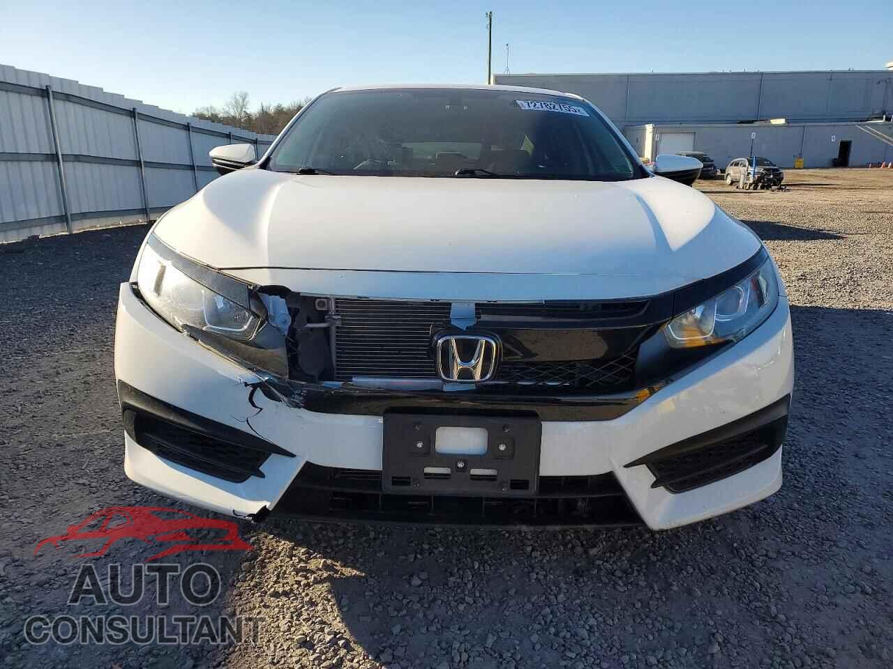 HONDA CIVIC 2018 - 2HGFC2F58JH575624