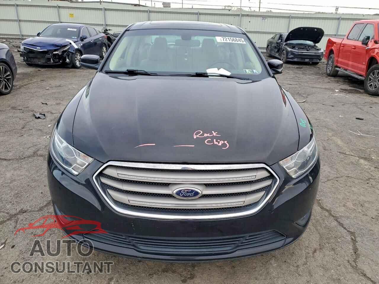FORD TAURUS 2015 - 1FAHP2H88FG191838