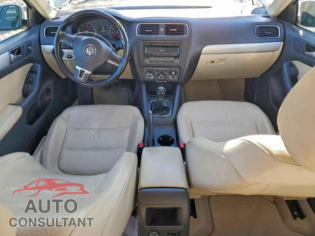 VOLKSWAGEN JETTA 2013 - 3VWBP7AJ9DM398880