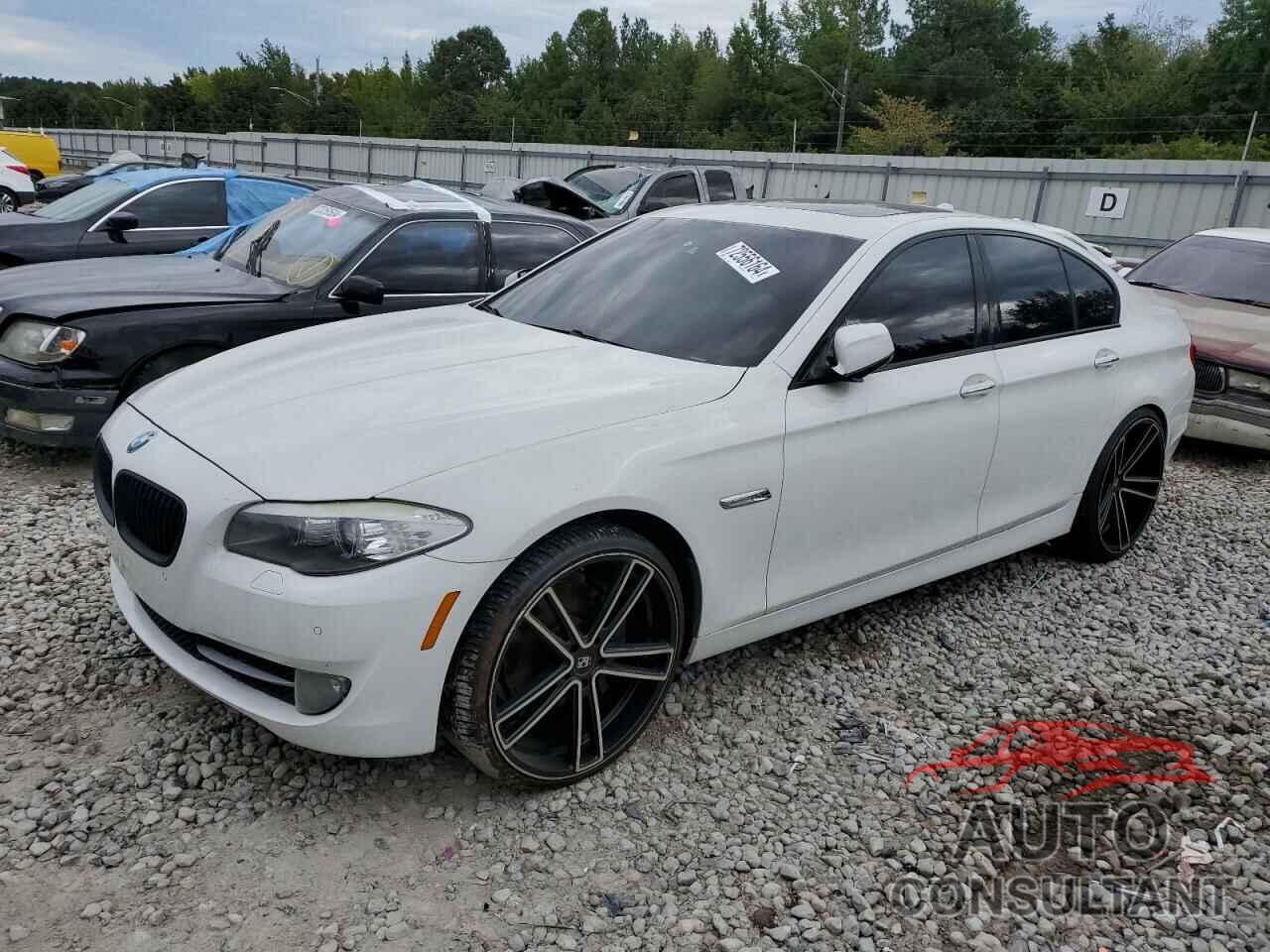 BMW 5 SERIES 2011 - WBAFR9C56BC758757