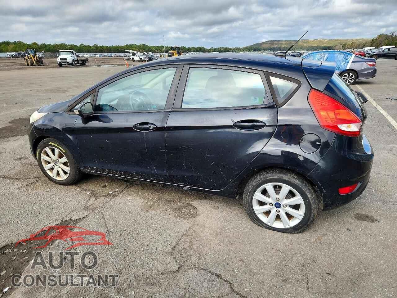 FORD FIESTA 2013 - 3FADP4EJ3DM227133
