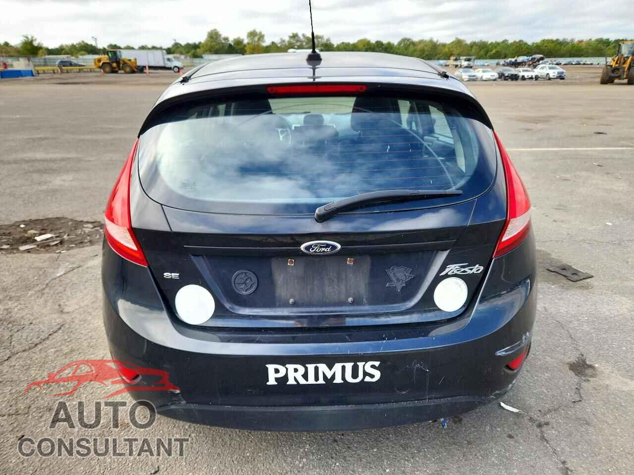 FORD FIESTA 2013 - 3FADP4EJ3DM227133