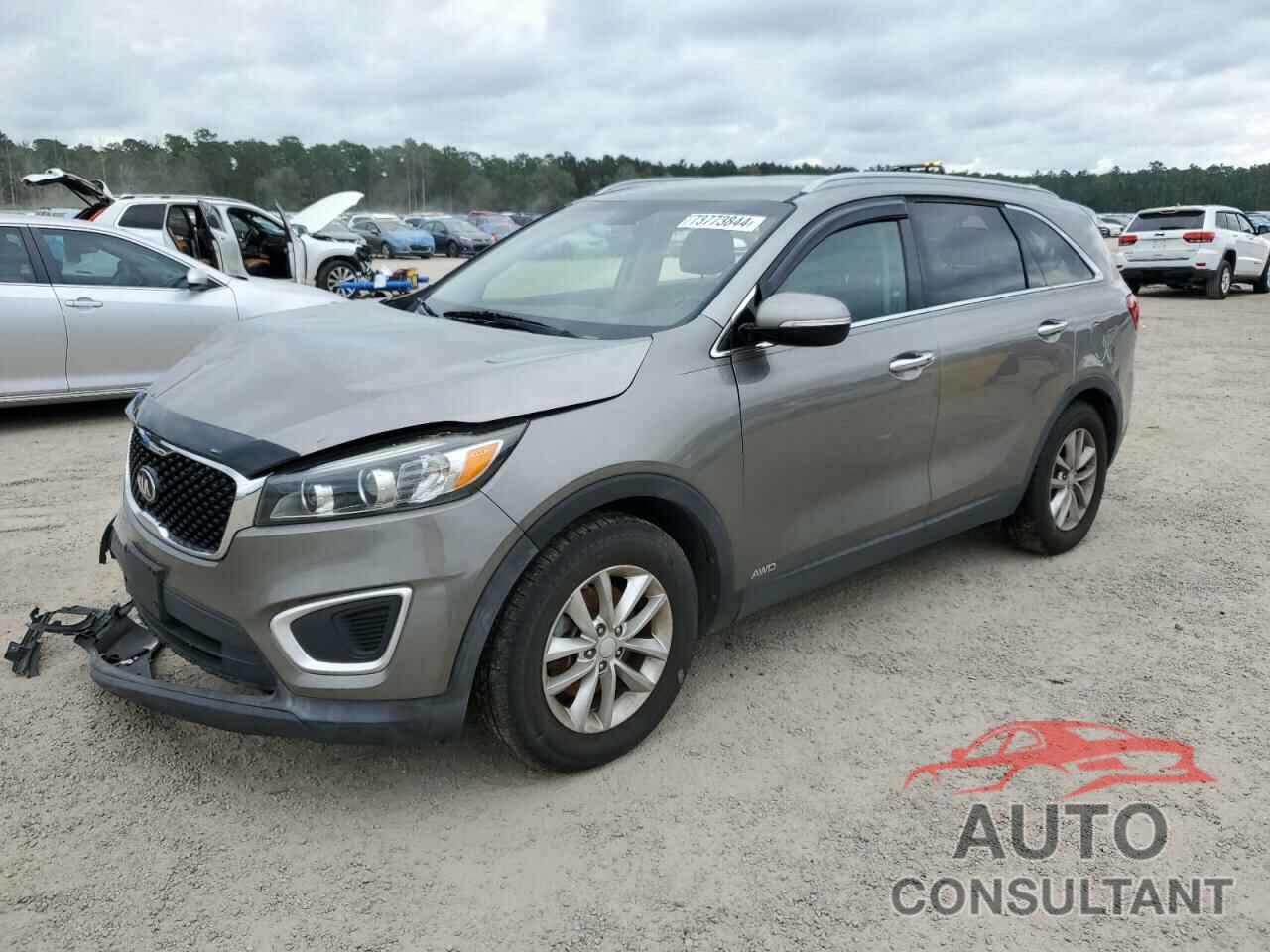 KIA SORENTO 2017 - 5XYPGDA32HG277197