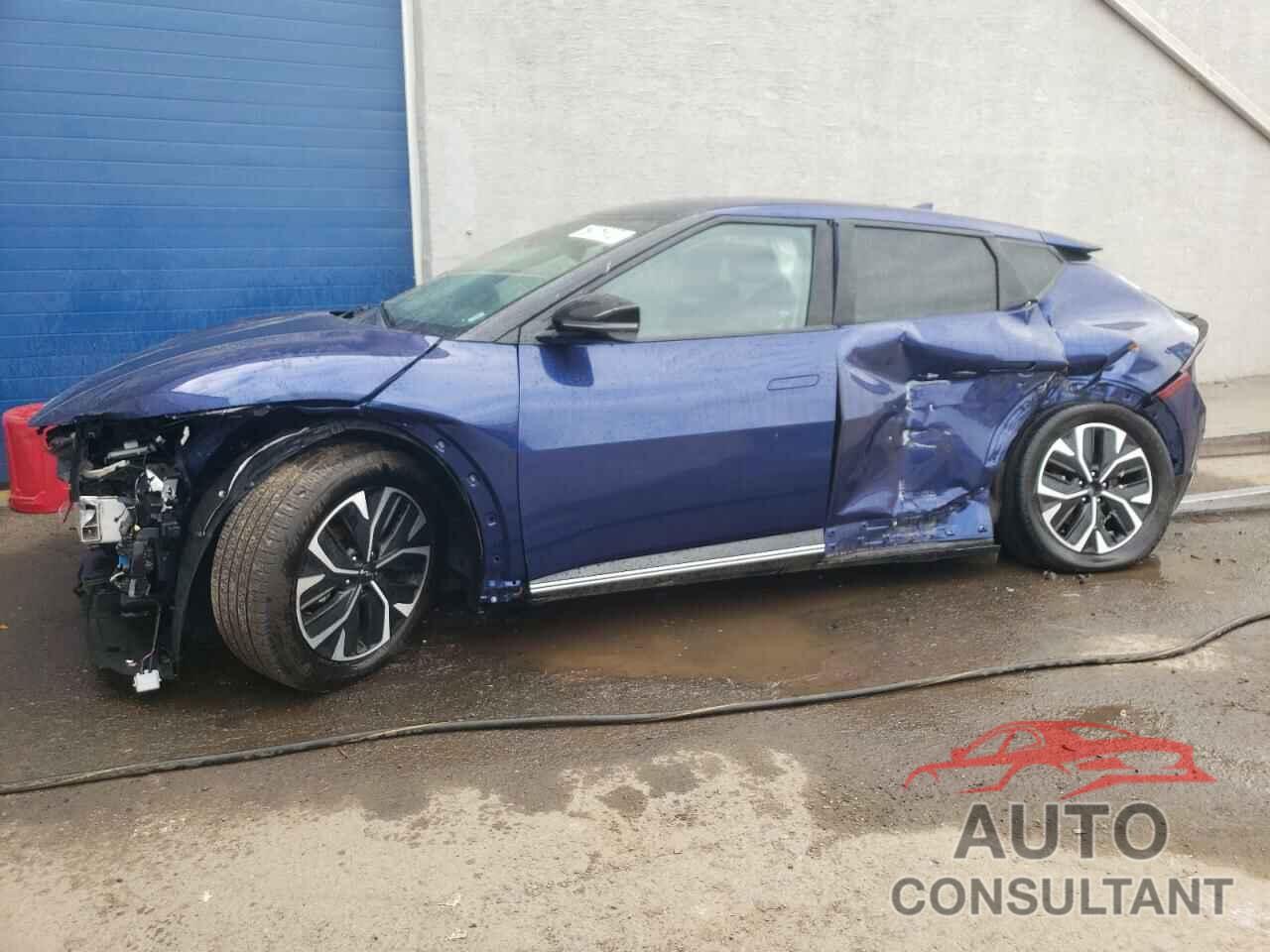 KIA EV6 LIGHT 2023 - KNDC34LA2P5128611
